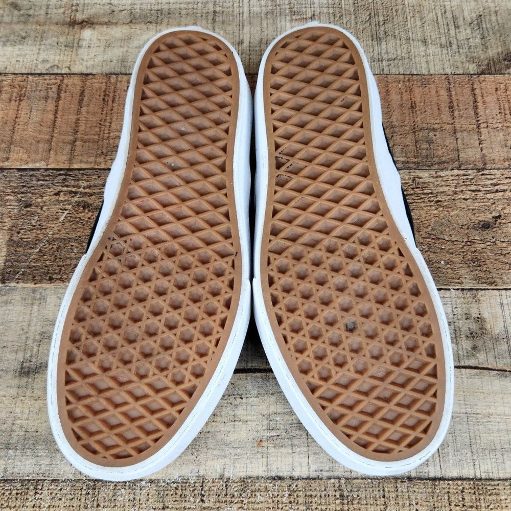 Vans Slip On Platform‎ Women Sz 6 Suede Embossed Letters Casual Classic Black - Picture 8 of 10